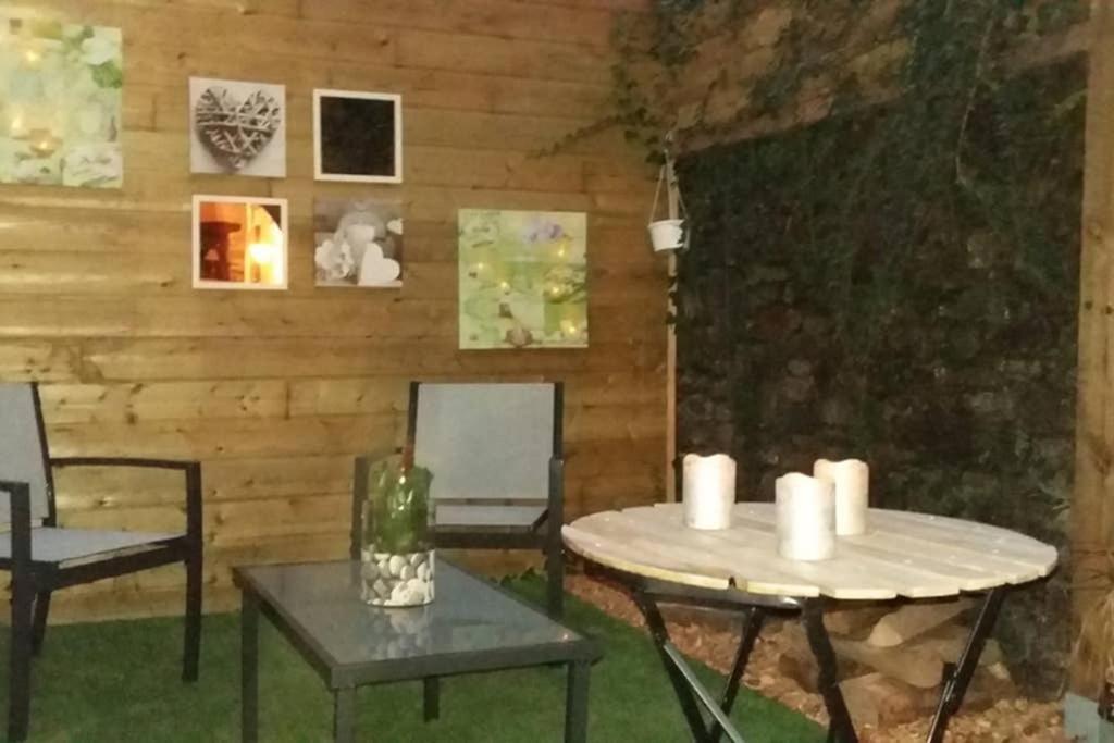 Gite 3 Personnes, Possibilite Table D'Hotes Le Soir Treduder Exteriör bild